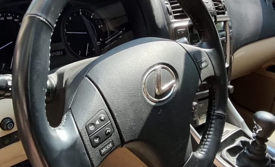 Lexus Is220d Premiun