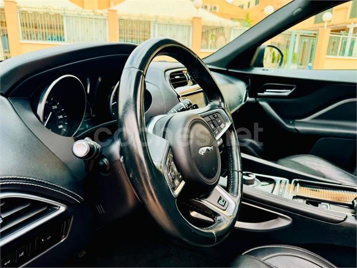 JAGUAR F-Pace 2.0L i4D 120kW RSport 5p.