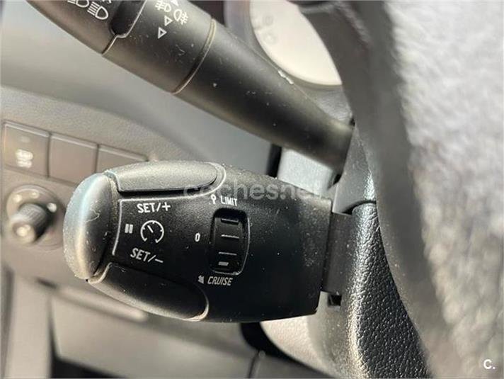 PEUGEOT Partner Tepee Premium 1.6 HDi