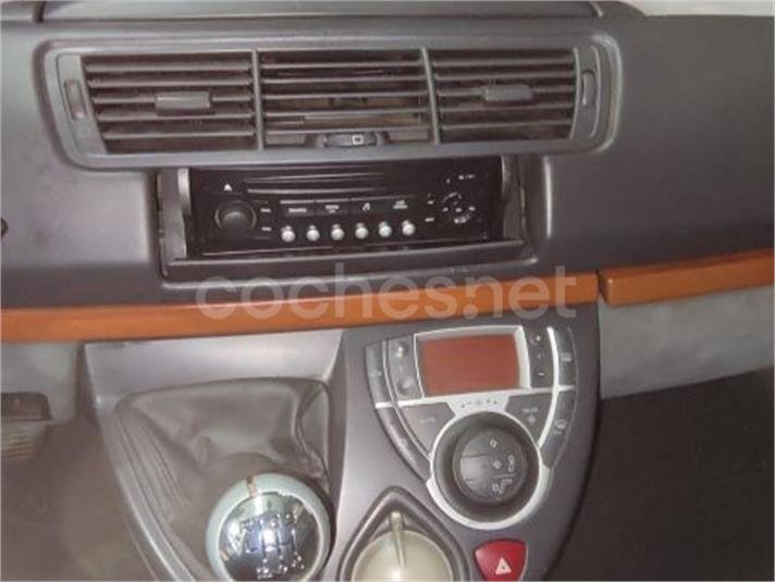 CITROEN C8 2.2 HDi 16v Exclusive