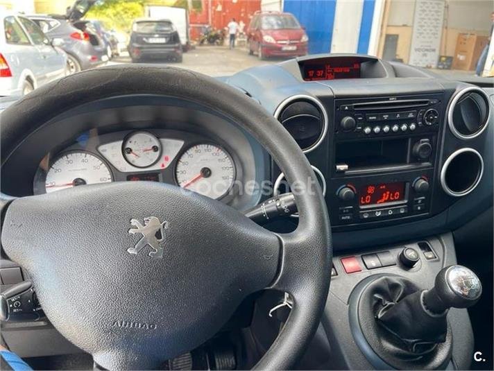 PEUGEOT Partner Tepee Premium 1.6 HDi