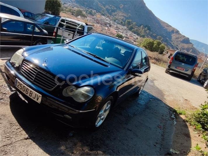 MERCEDES-BENZ Clase C 220 CDI AVANTGARDE