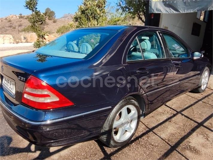 MERCEDES-BENZ Clase C 220 CDI AVANTGARDE